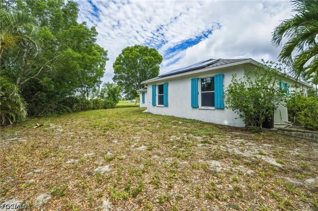 2038 NW 3rd Terrace Cape Coral FL 33993