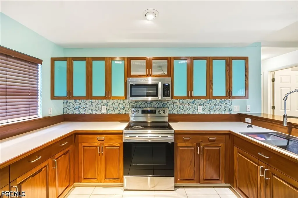 2038 NW 3rd Terrace Cape Coral FL 33993