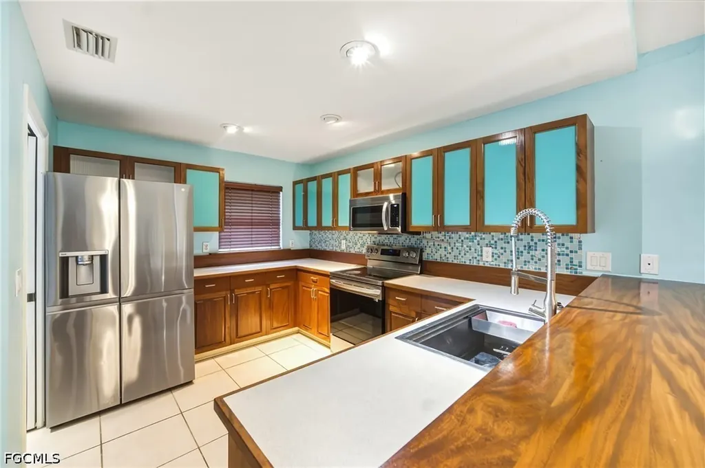 2038 NW 3rd Terrace Cape Coral FL 33993