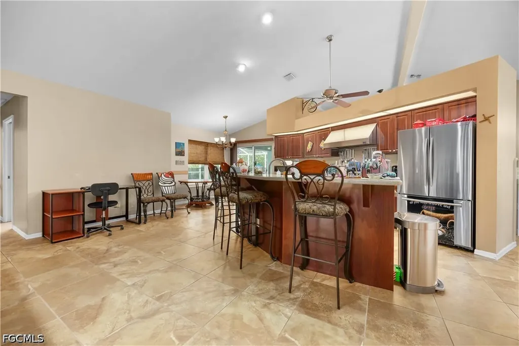 469 NE 1st Place Cape Coral FL 33909
