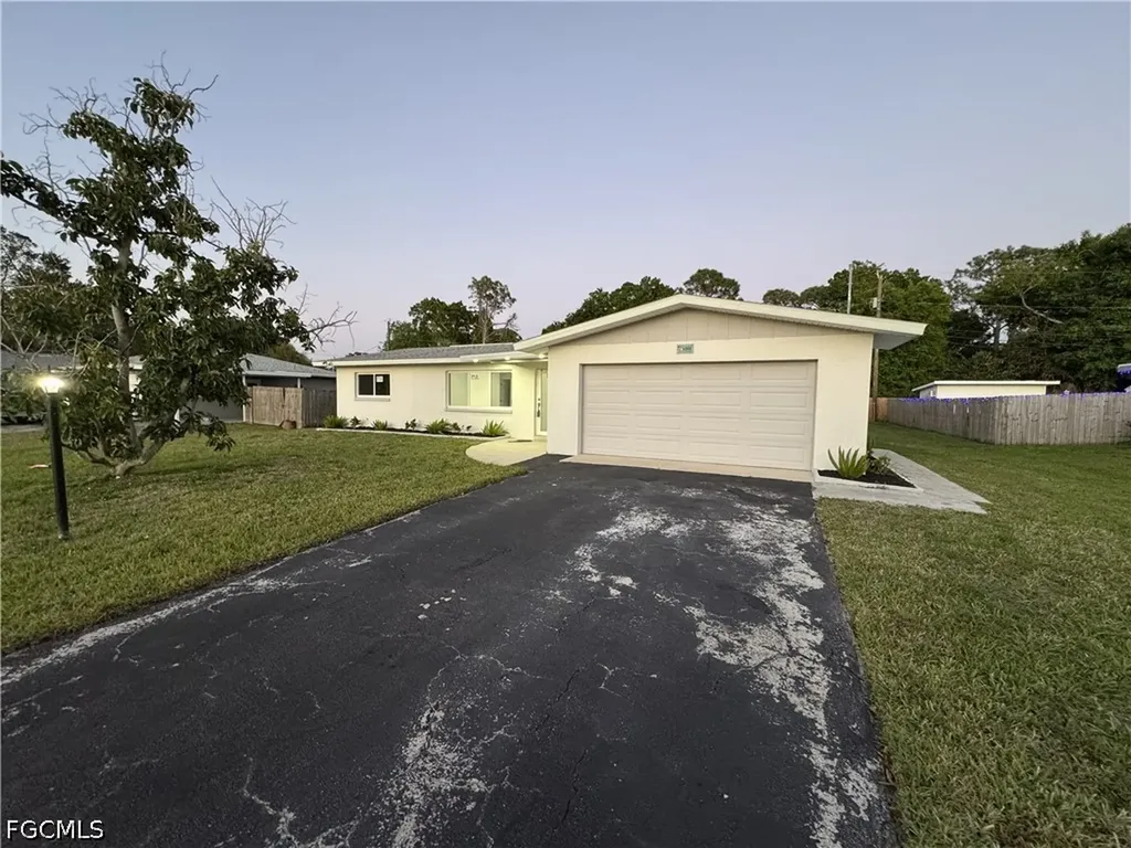 1201 Betmar Boulevard North Fort Myers FL 33903