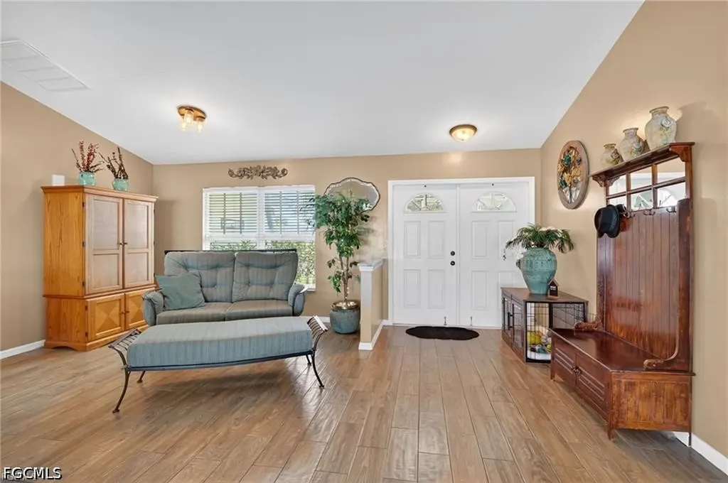 412 SE 13th Avenue Cape Coral FL 33990