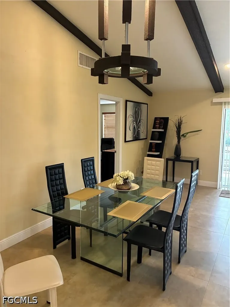519 SE 20th Court Cape Coral FL 33990