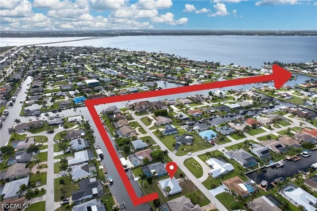 2031 SE 25th Lane Cape Coral FL 33904