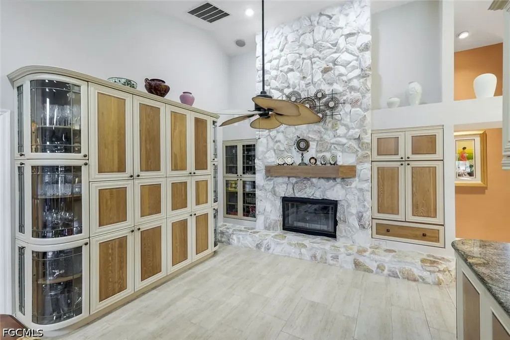 16861 Fox Den Fort Myers FL 33908