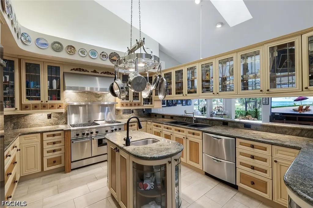 16861 Fox Den Fort Myers FL 33908