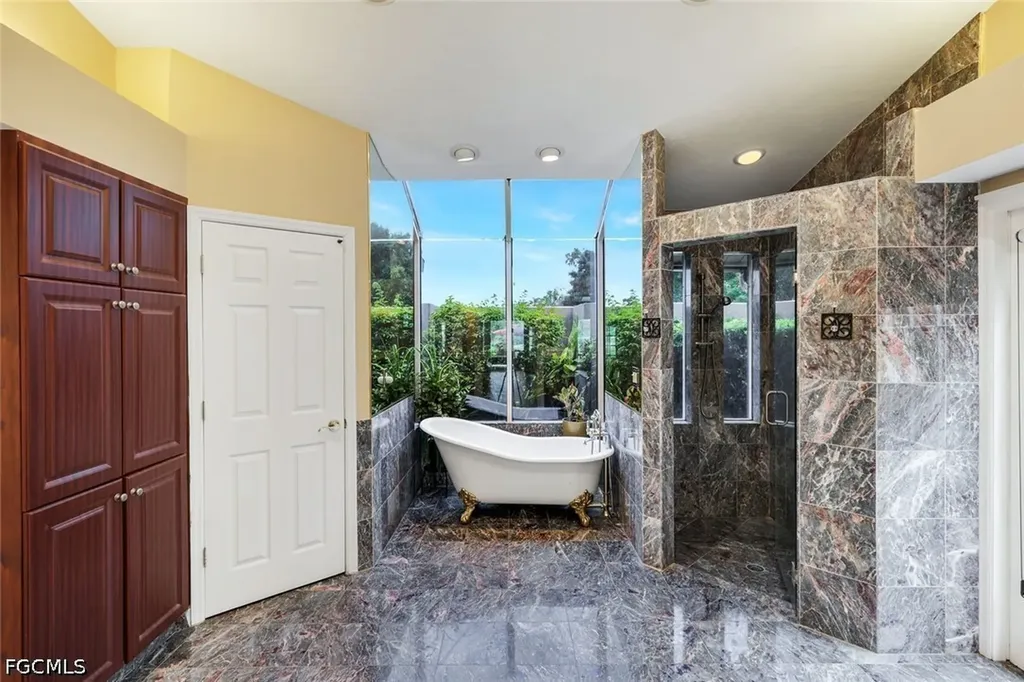 16861 Fox Den Fort Myers FL 33908