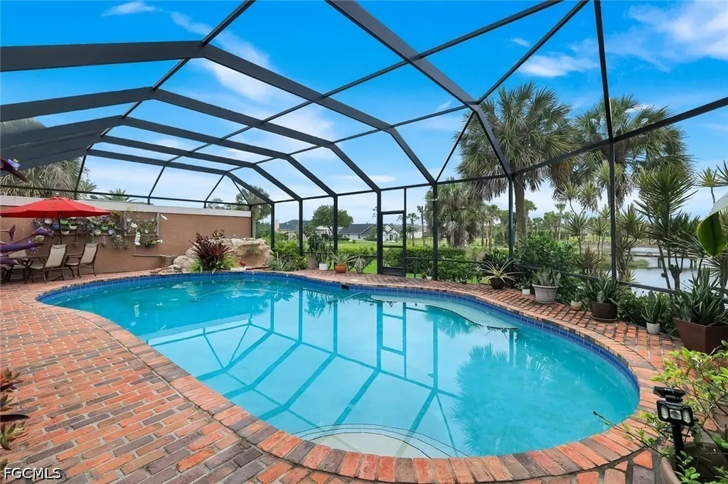 16861 Fox Den Fort Myers FL 33908