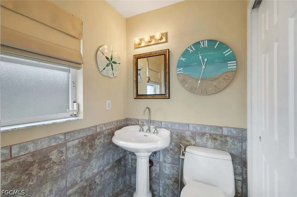 16861 Fox Den Fort Myers FL 33908