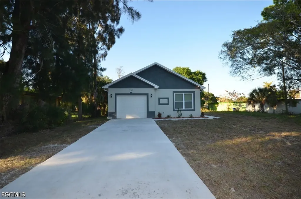 3341 Willard Street Fort Myers FL 33916