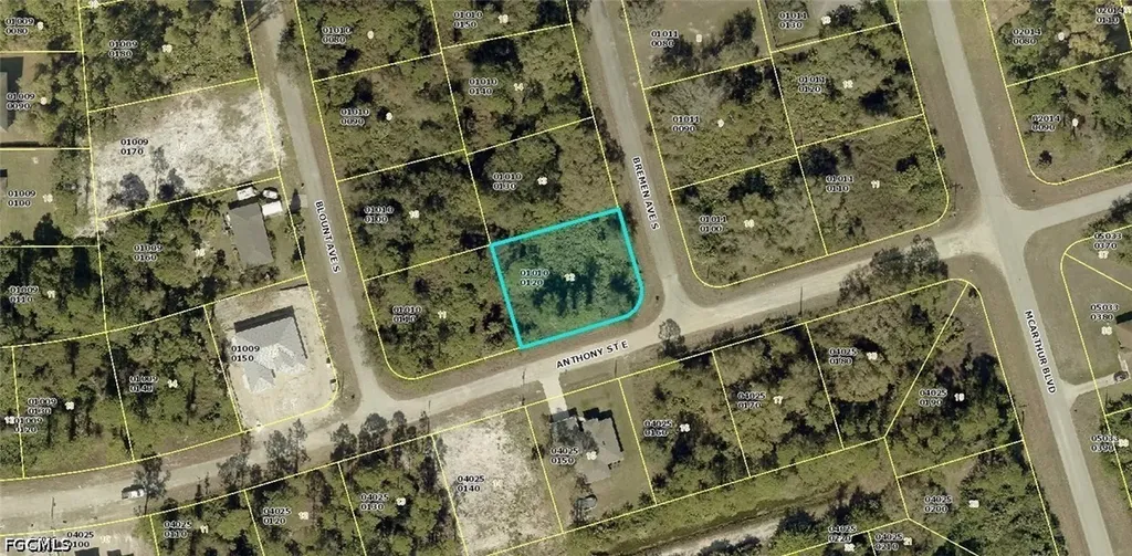 140 Bremen Avenue S Lehigh Acres FL 33974