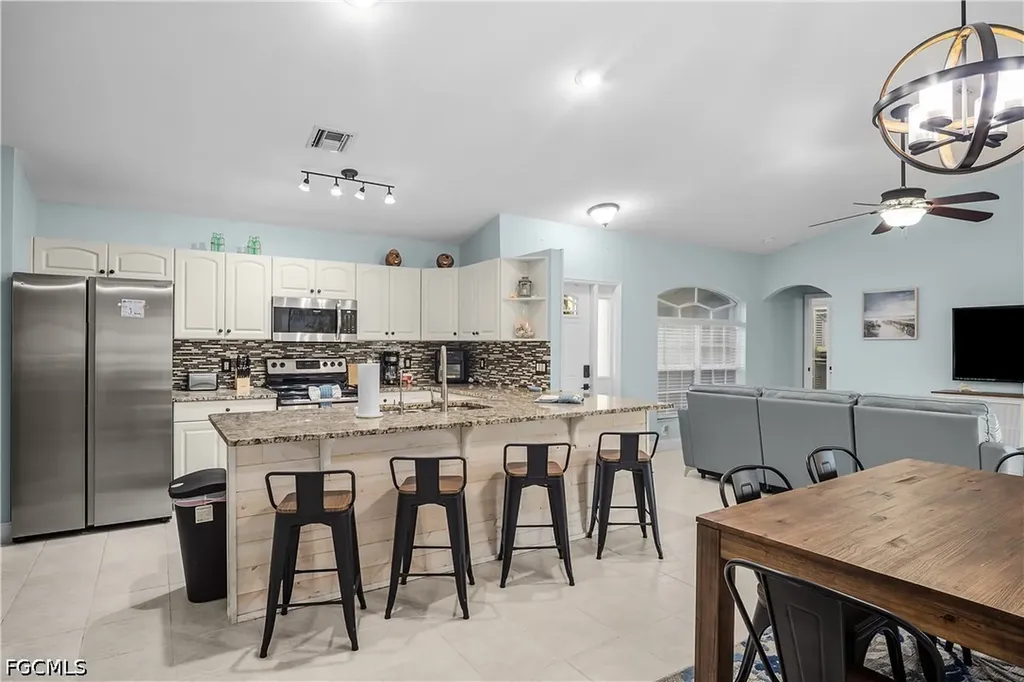 1019 NW 9th Street Cape Coral FL 33993