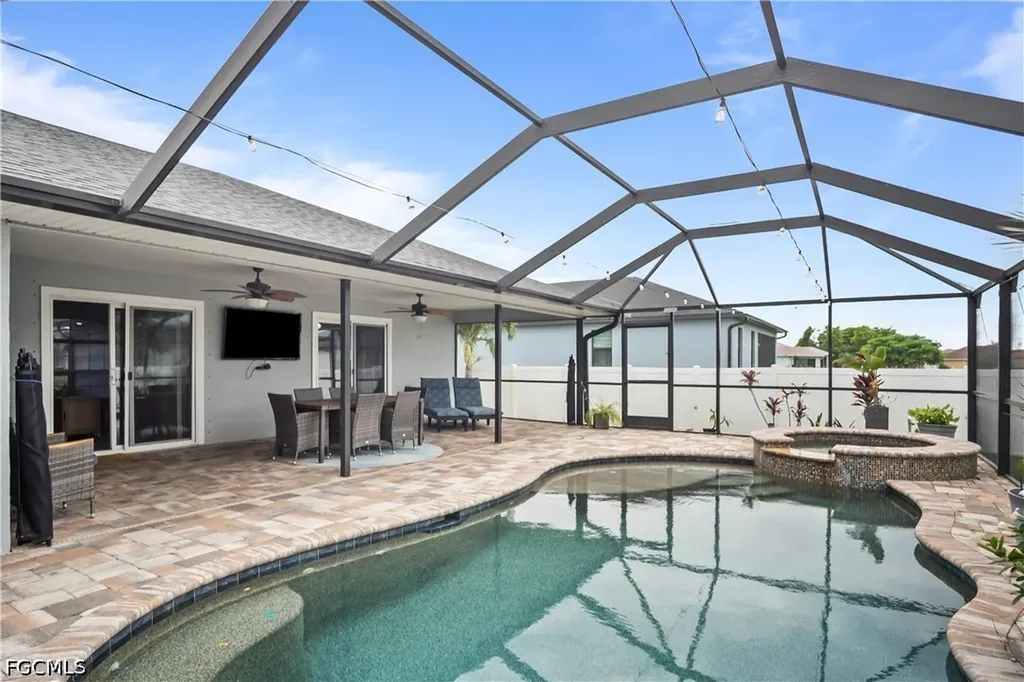 1019 NW 9th Street Cape Coral FL 33993