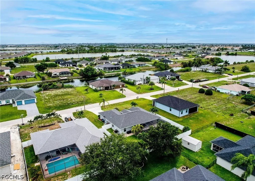 1019 NW 9th Street Cape Coral FL 33993