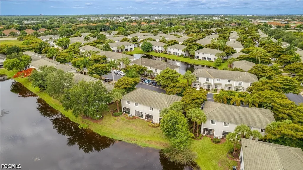 10053 Poppy Hill Drive Fort Myers FL 33966