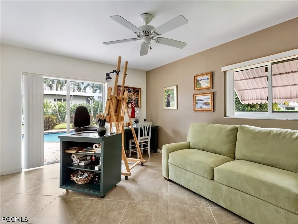 392 Snow Drive Fort Myers FL 33919