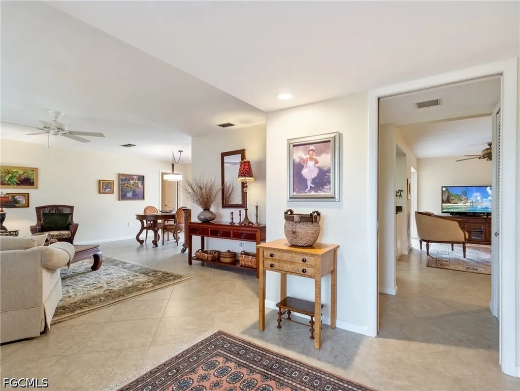 392 Snow Drive Fort Myers FL 33919