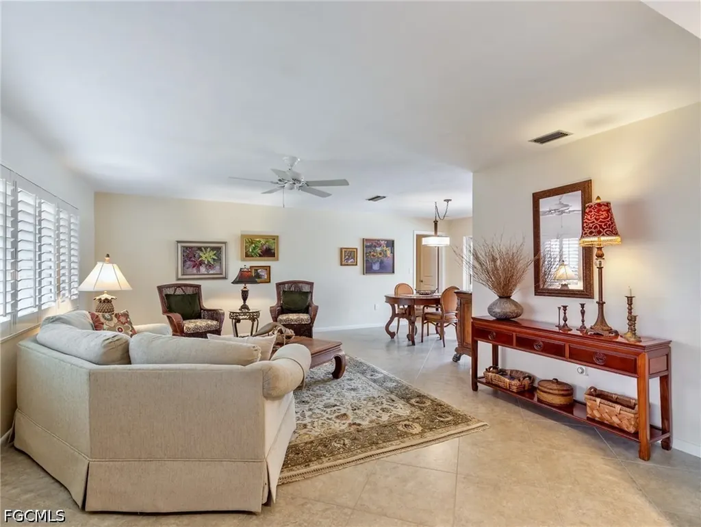 392 Snow Drive Fort Myers FL 33919
