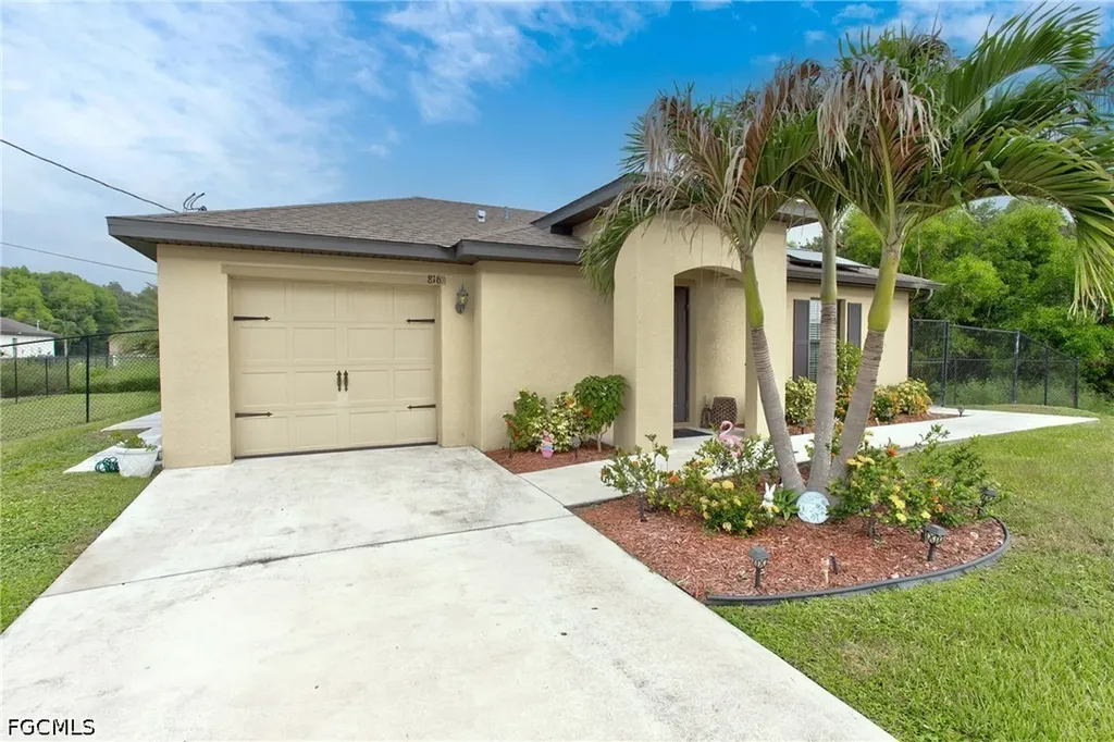 816 Lystra Avenue Fort Myers FL 33913
