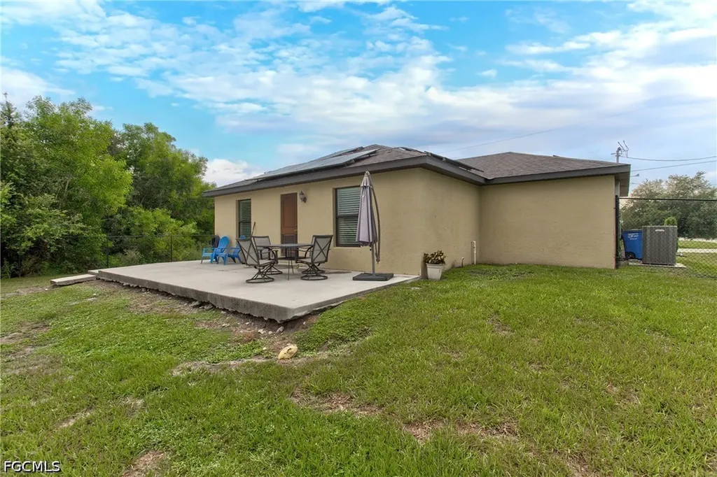 816 Lystra Avenue Fort Myers FL 33913