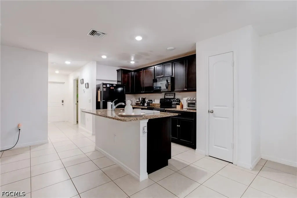 816 Lystra Avenue Fort Myers FL 33913
