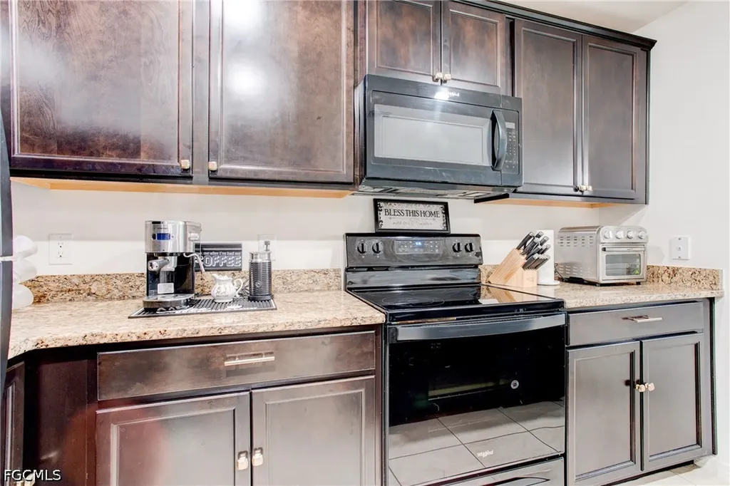 816 Lystra Avenue Fort Myers FL 33913