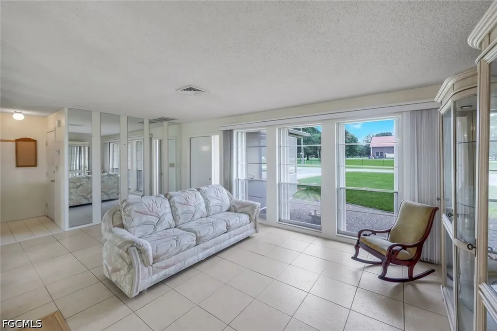 6711 Cadet Avenue Fort Myers FL 33905