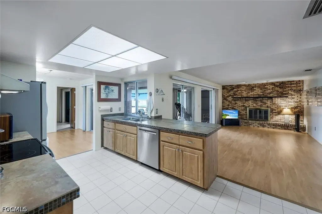 6711 Cadet Avenue Fort Myers FL 33905