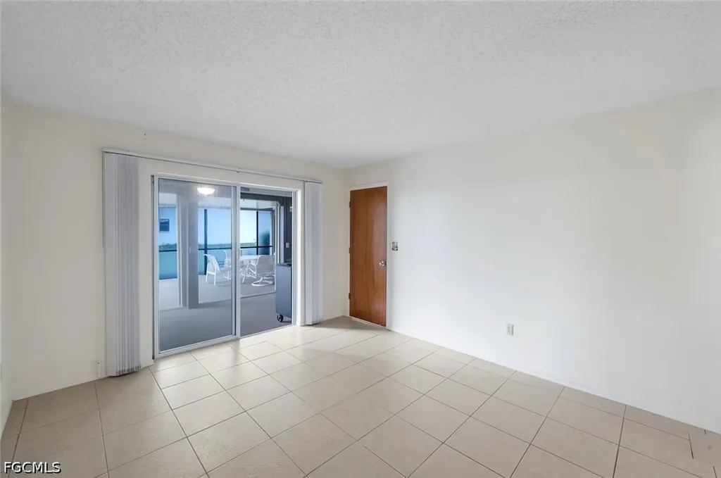 6711 Cadet Avenue Fort Myers FL 33905