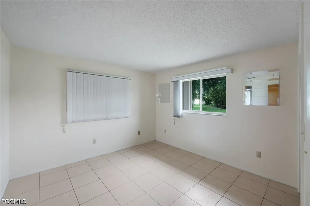 6711 Cadet Avenue Fort Myers FL 33905