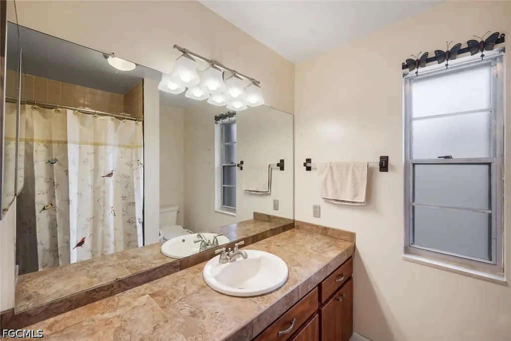 6711 Cadet Avenue Fort Myers FL 33905