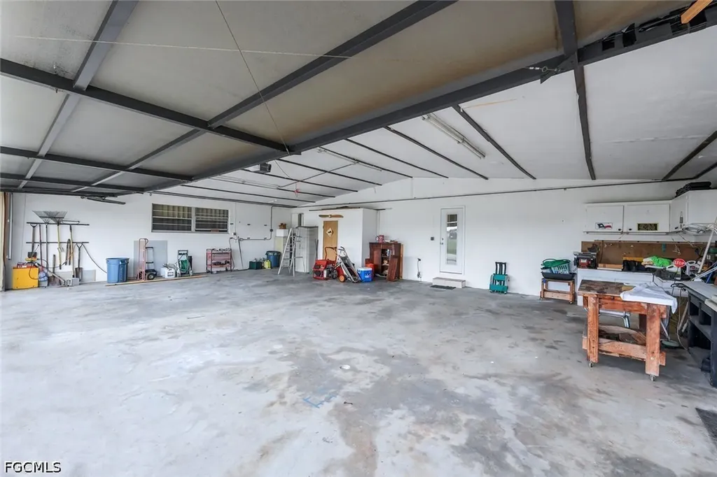 6711 Cadet Avenue Fort Myers FL 33905