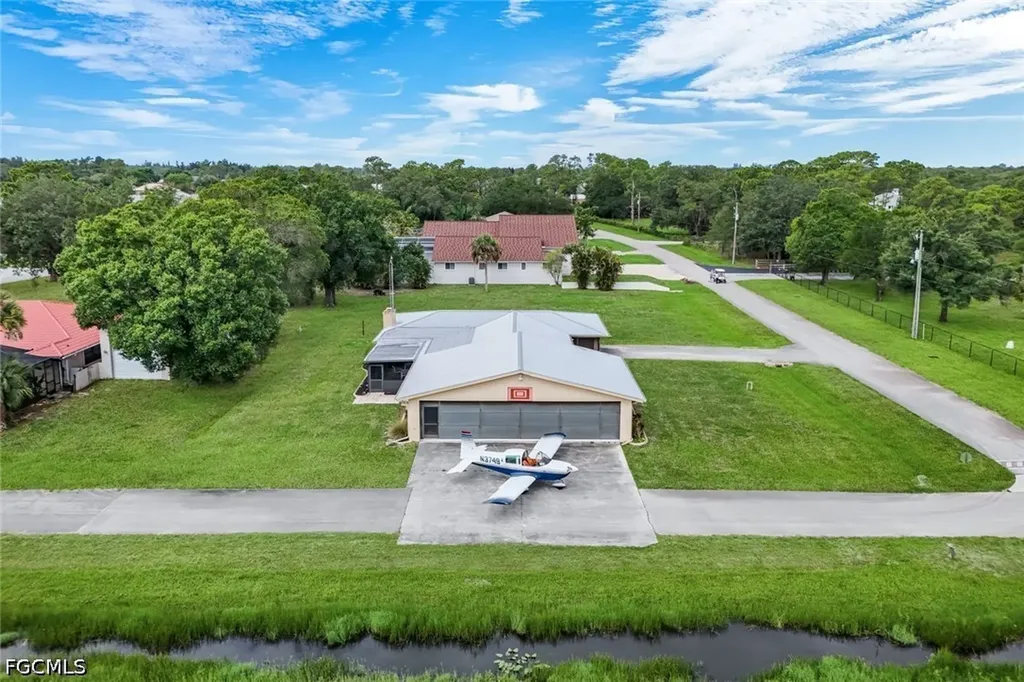 6711 Cadet Avenue Fort Myers FL 33905