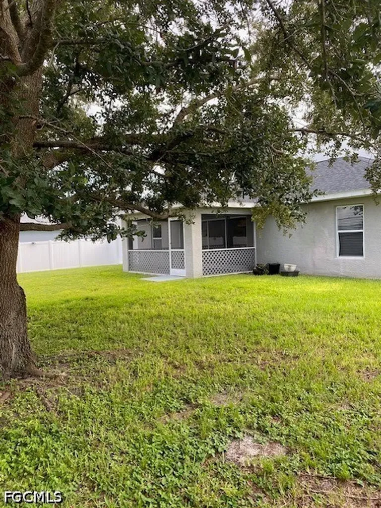 3717 NE 13th Avenue Cape Coral FL 33909