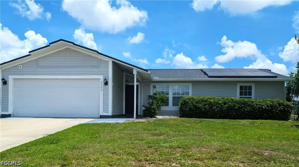 2205 NW 15th Street Cape Coral FL 33993