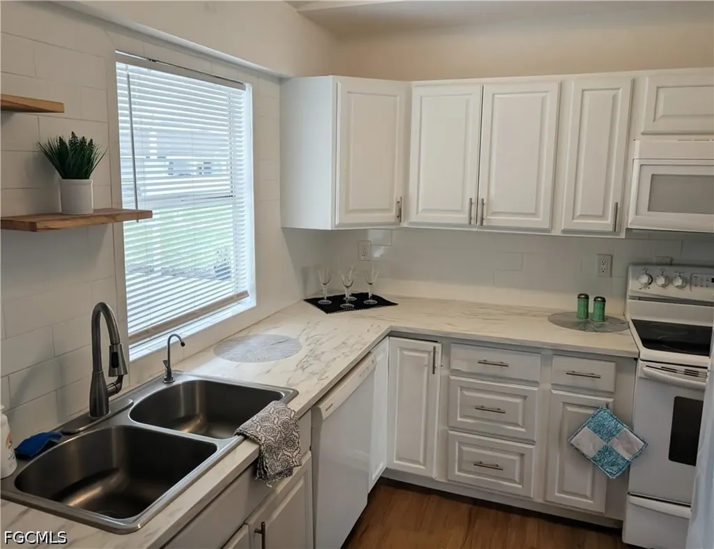2205 NW 15th Street Cape Coral FL 33993