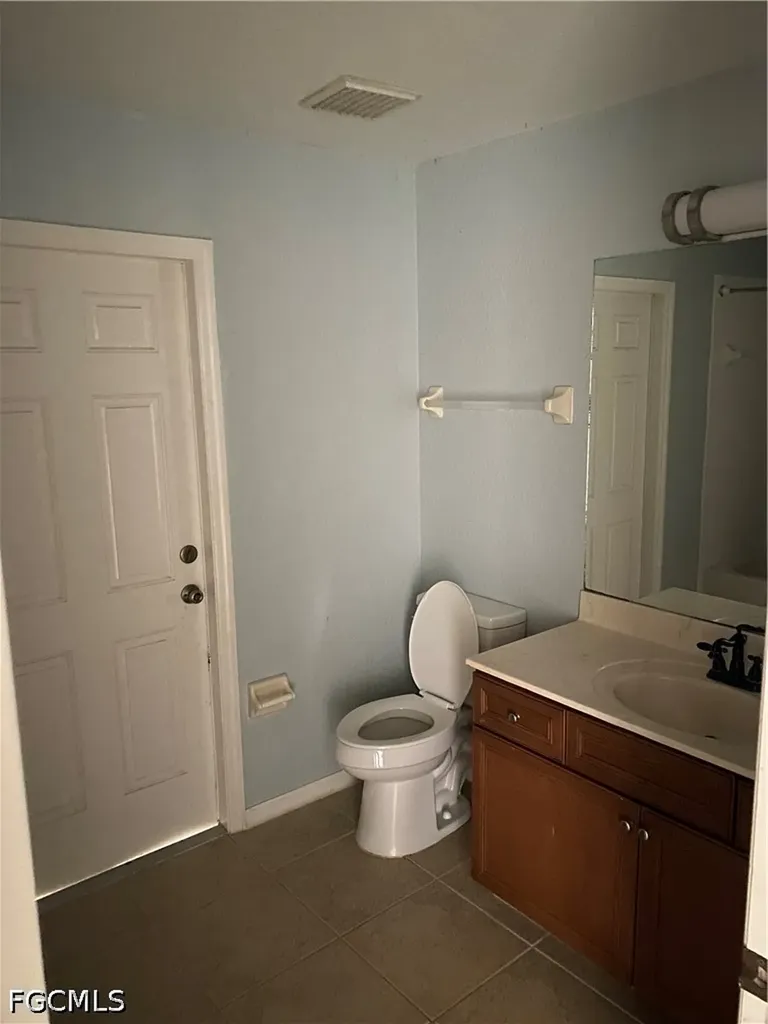 421 NW 36th Avenue Cape Coral FL 33993