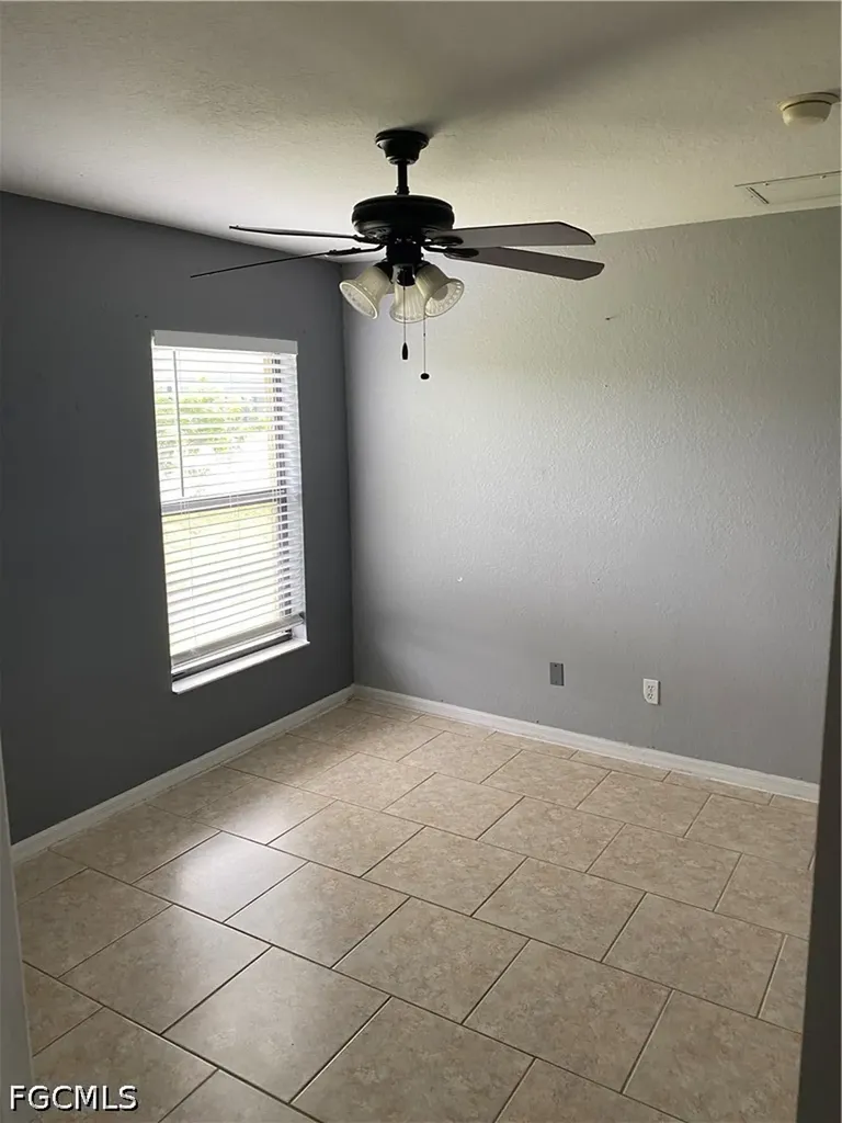 421 NW 36th Avenue Cape Coral FL 33993