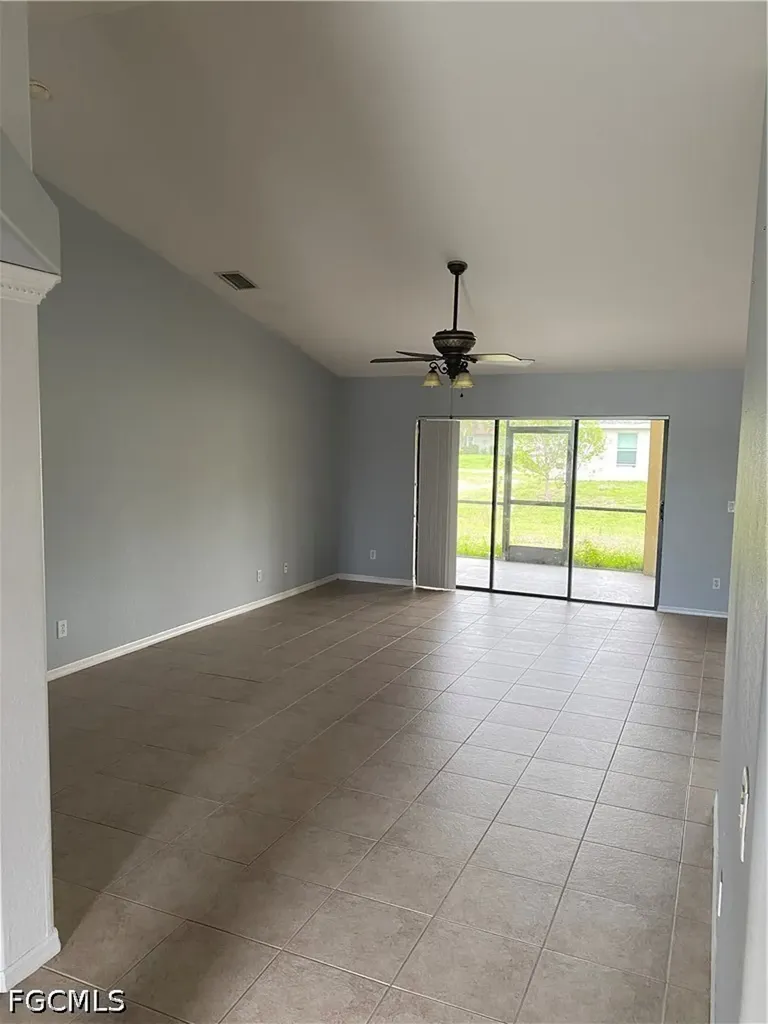 421 NW 36th Avenue Cape Coral FL 33993