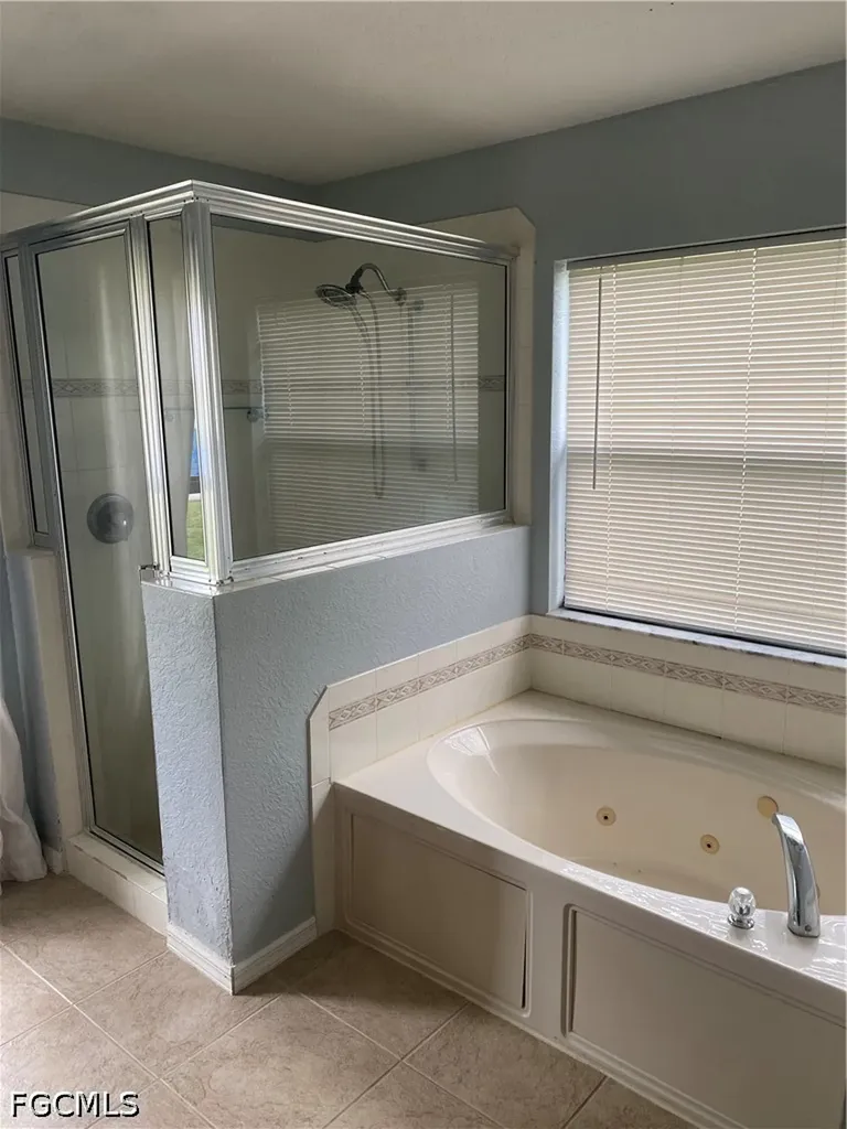 421 NW 36th Avenue Cape Coral FL 33993