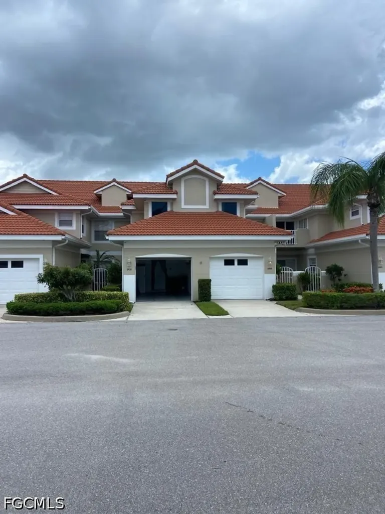 5130 Cobble Creek Court Naples FL 34110