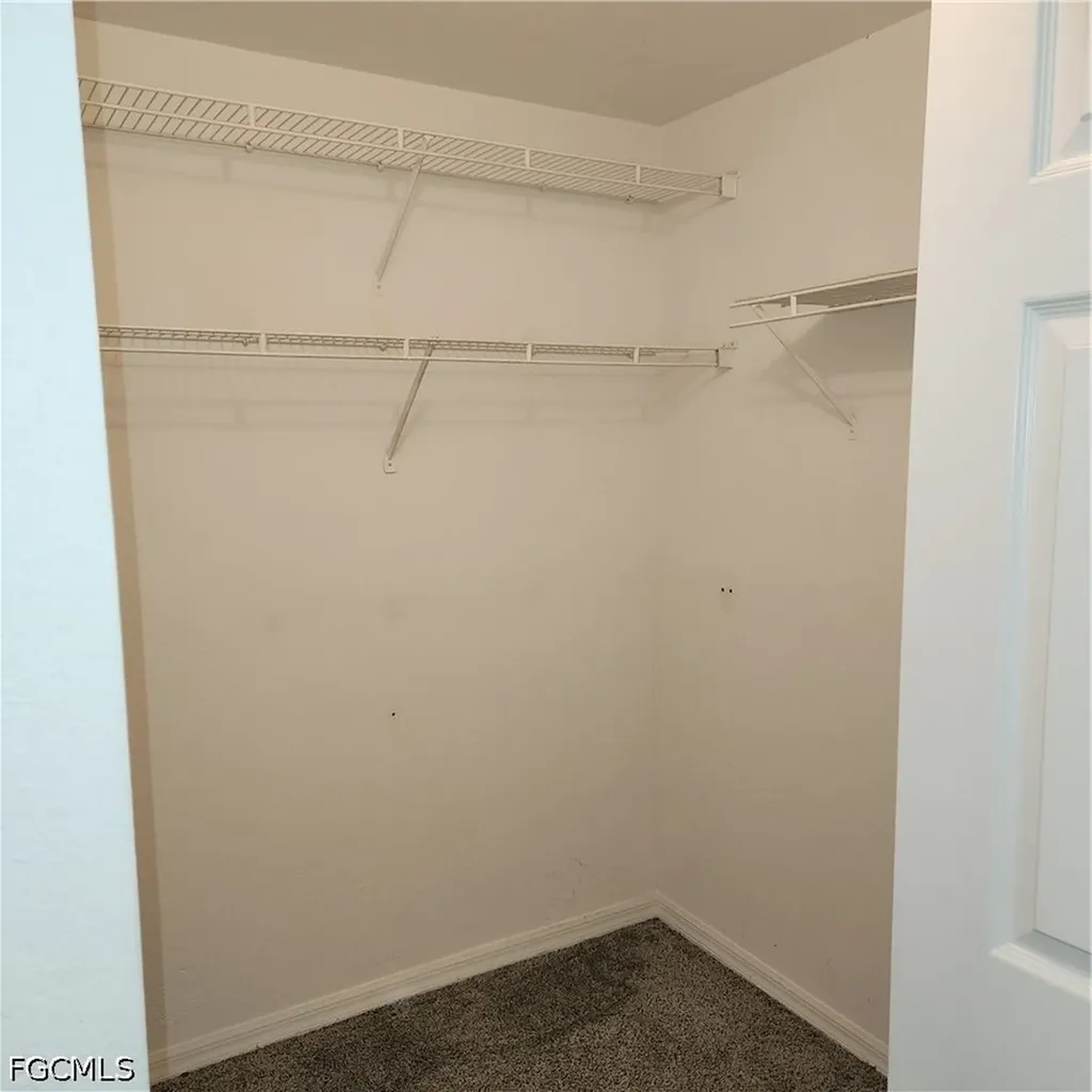 6321 Aragon Way Fort Myers FL 33966