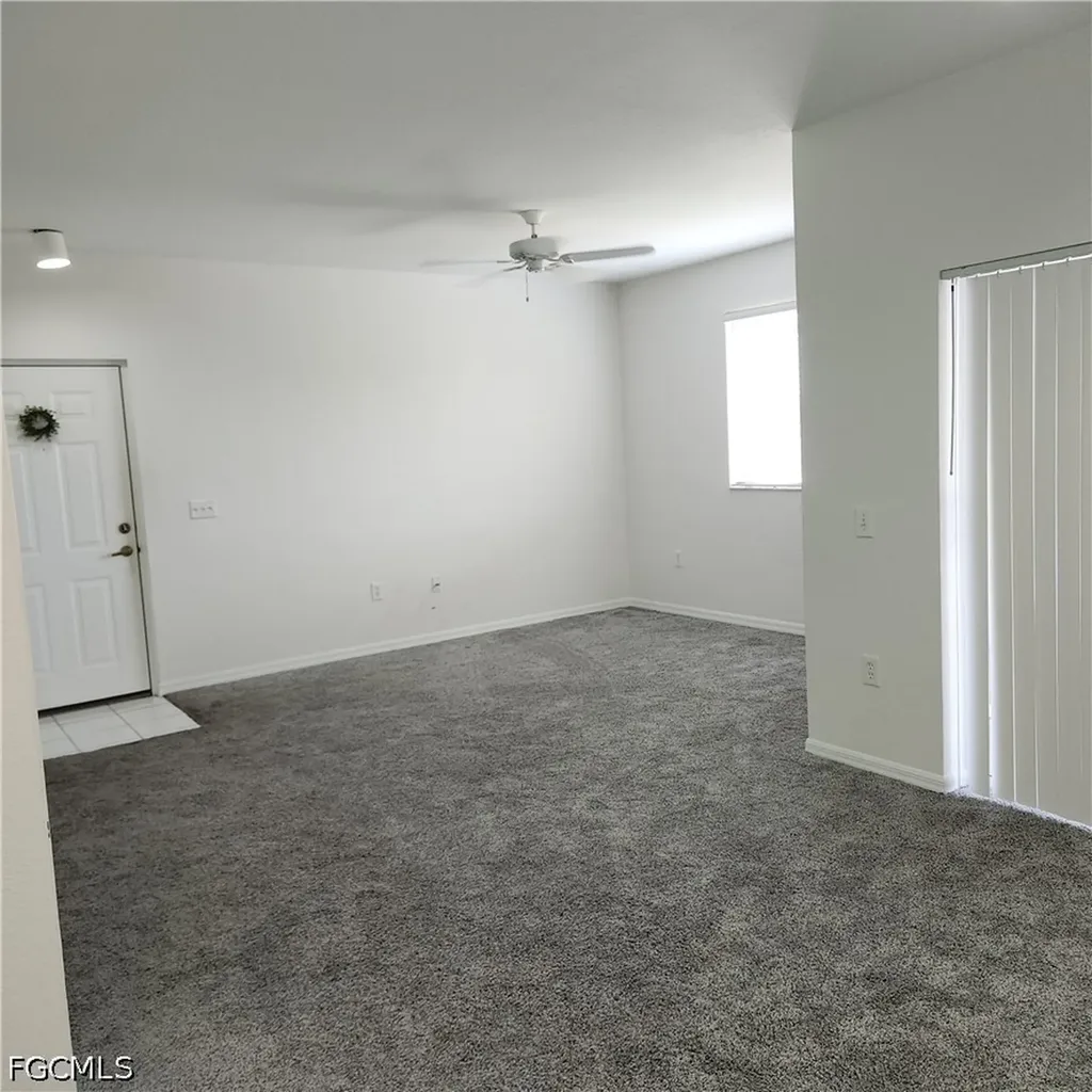 6321 Aragon Way Fort Myers FL 33966