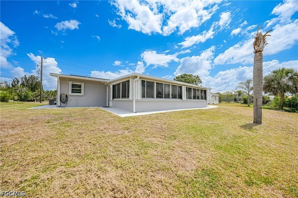 27381 Voyageur Drive Punta Gorda FL 33983