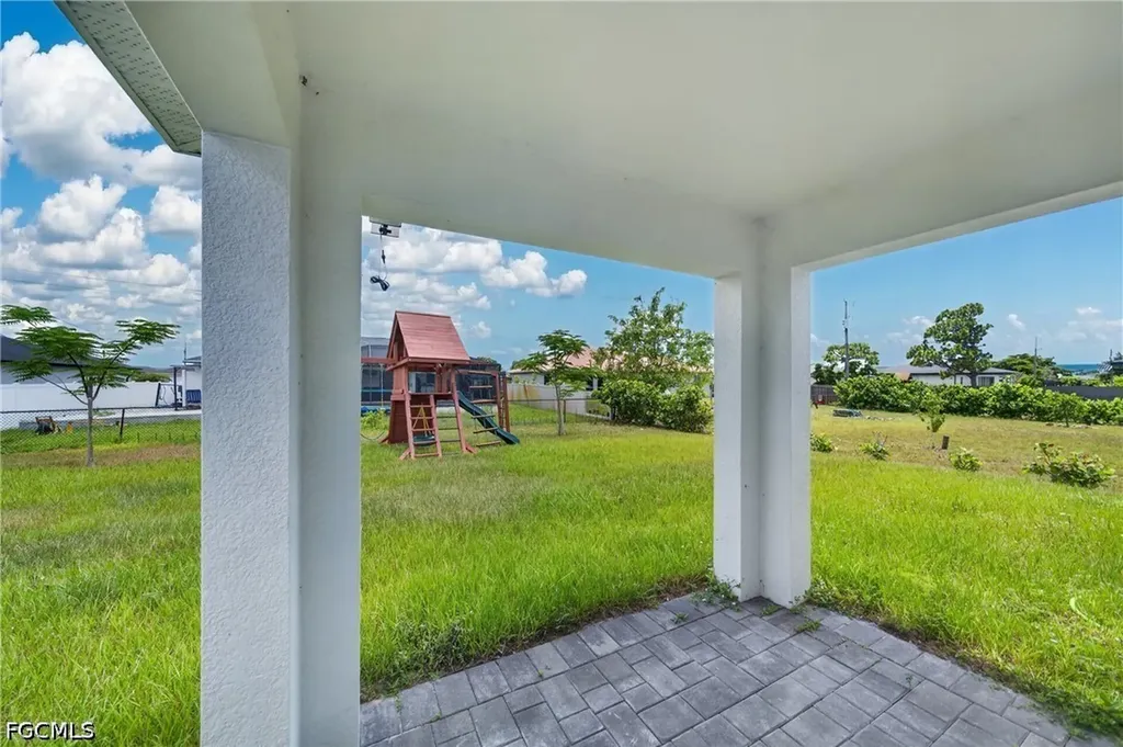 1414 NW 19th Terrace Cape Coral FL 33993
