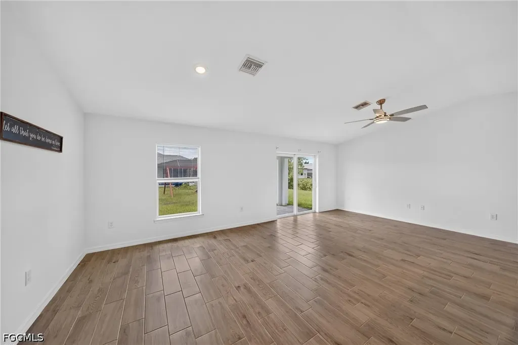 1414 NW 19th Terrace Cape Coral FL 33993