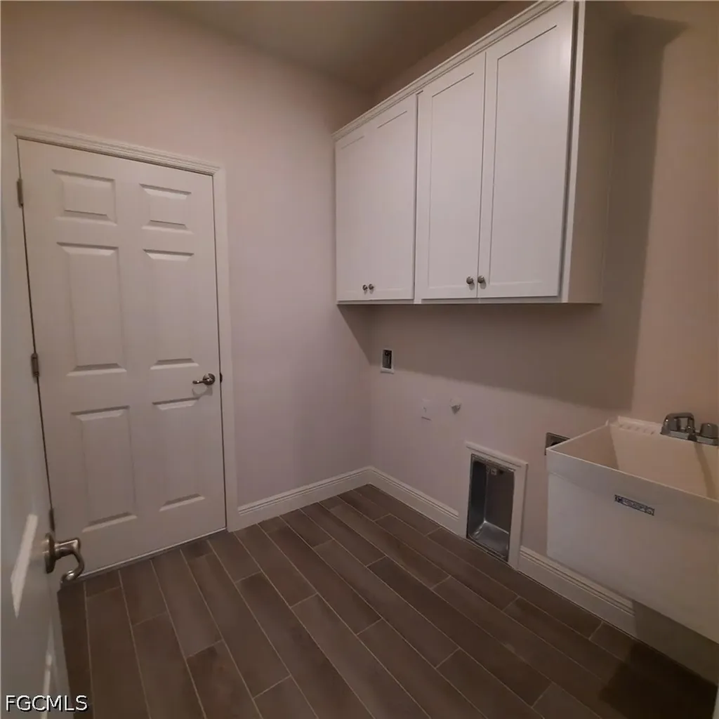 4102 NW 26th Street Cape Coral FL 33993