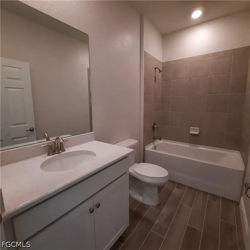 4102 NW 26th Street Cape Coral FL 33993
