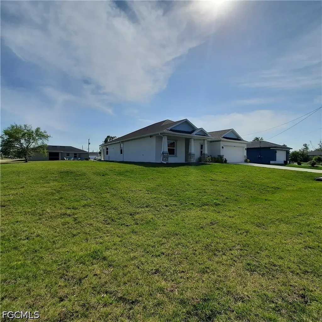 4102 NW 26th Street Cape Coral FL 33993