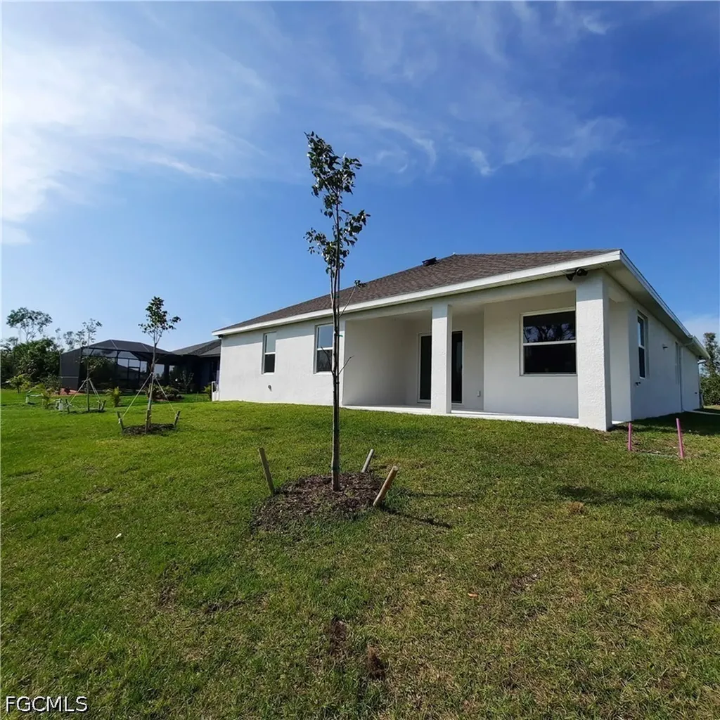 4102 NW 26th Street Cape Coral FL 33993